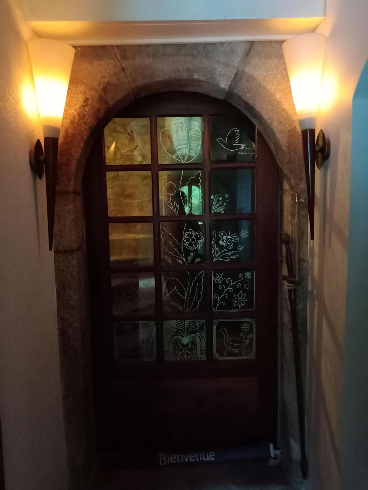 Hôtel Manoir Du Grand Chene à La Vraie-Croix Extérieur photo